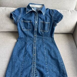 Gap woman’s Button-Up denim 100% cotton Dress